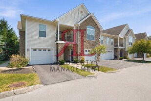 5038 Calais Dr in Columbus, OH - Building Photo