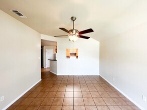 1111 Nicholas Cir in Killeen, TX - Building Photo - Building Photo