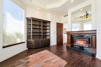 27 Grand Miramar Dr in Henderson, NV - Building Photo - Building Photo