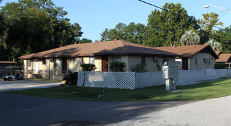 Monroe Manor Apartments