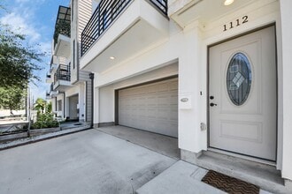1112 Amundsen St in Houston, TX - Building Photo - Building Photo