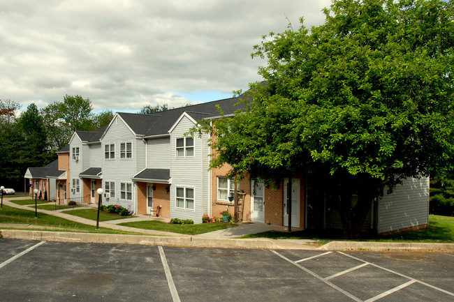 Country Side Estates in Dover, PA - Foto de edificio - Building Photo