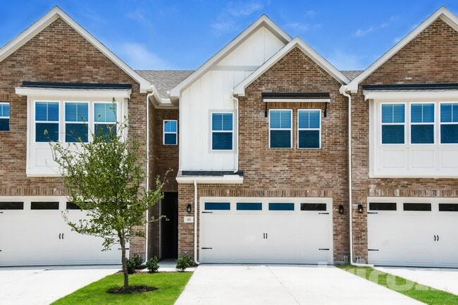 property at 5476 Sandstone Dr