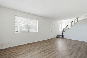 1500 W Rio Salado Pkwy in Mesa, AZ - Building Photo - Building Photo