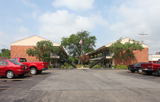 Lyn Village Apartments