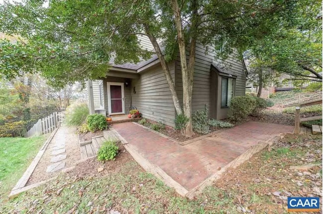 property at 1670 Royal Oak Ct