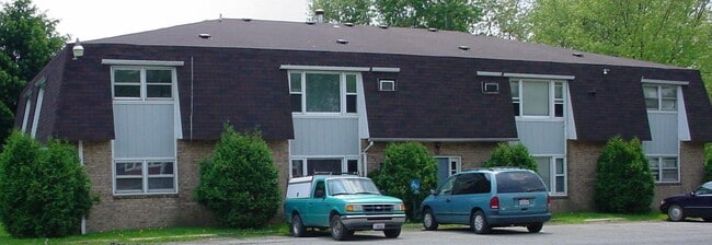 582 Lakeview Dr, Unit 1