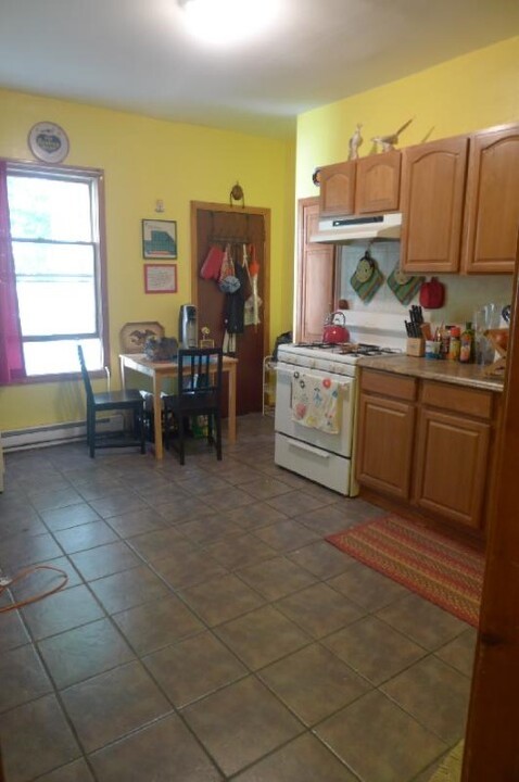 10 Cambridge Ter, Unit 1 in Cambridge, MA - Building Photo