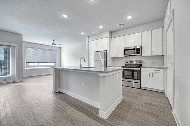 Brightleaf at Lakeline in Austin, TX - Foto de edificio - Building Photo