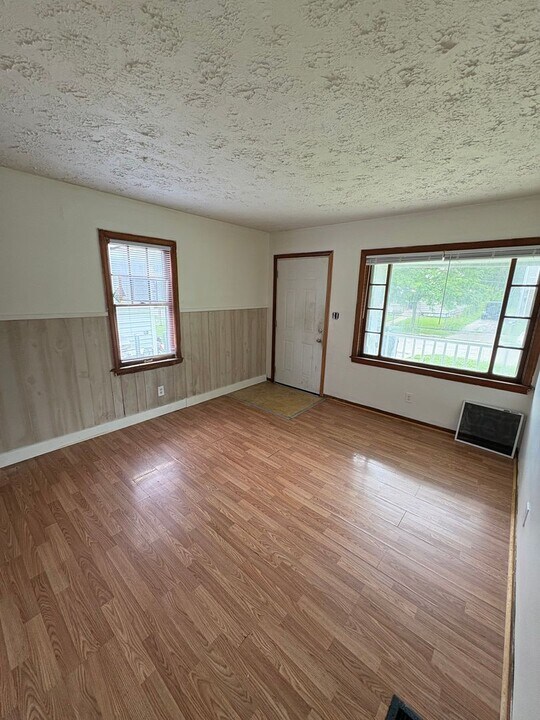 1453 E 20th Ave in Columbus, OH - Building Photo