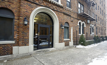 723 E 27th St in Brooklyn, NY - Foto de edificio - Building Photo