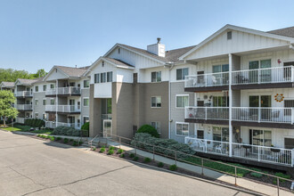 Trails Edge Apartments LLC in Faribault, MN - Foto de edificio - Building Photo