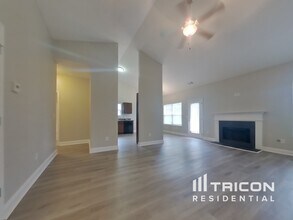 504 Cole Creek Dr in Dallas, GA - Building Photo - Building Photo