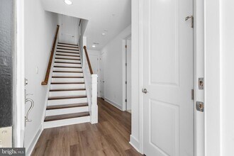 1861 Shookstown Rd in Frederick, MD - Building Photo - Building Photo
