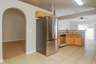 4650 Salamander St in St. Cloud, FL - Foto de edificio - Building Photo