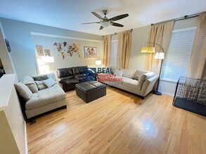 6956 W Virginia Pl in Lakewood, CO - Building Photo - Building Photo