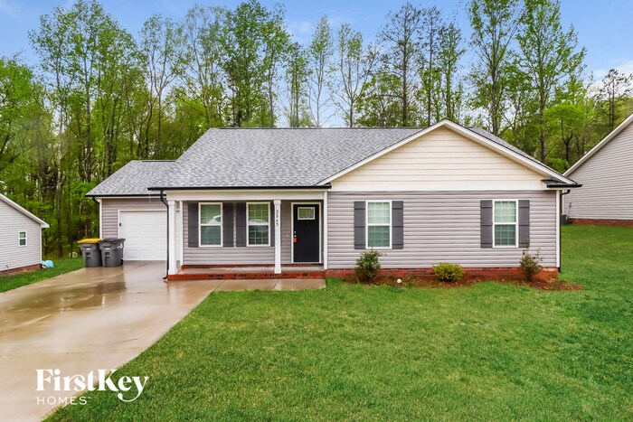 2065 Samantha Dr in Kannapolis, NC - Building Photo