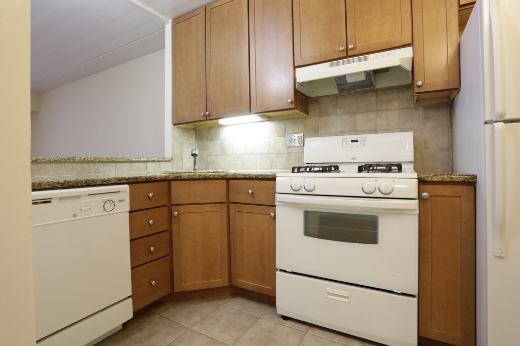 Radcliff House Bryn Mawr, PA Apartments For Rent