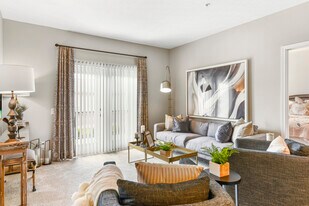 Gables West in Hilliard, OH - Building Photo