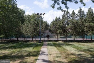 9479 Fairfax Blvd in Fairfax, VA - Building Photo - Building Photo