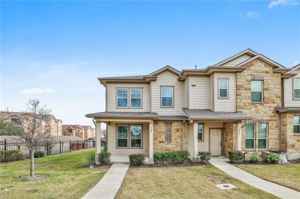 525 N Heatherwilde Blvd in Pflugerville, TX - Building Photo