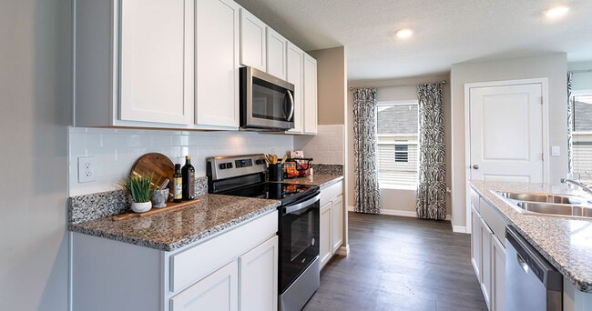 Bayport Place in Spring Hill, FL - Foto de edificio - Building Photo