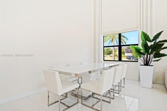 16060 NW 89th Ct in Miami Lakes, FL - Building Photo - Building Photo