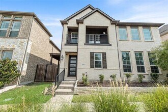 2546 N Collins Blvd in Richardson, TX - Building Photo - Building Photo