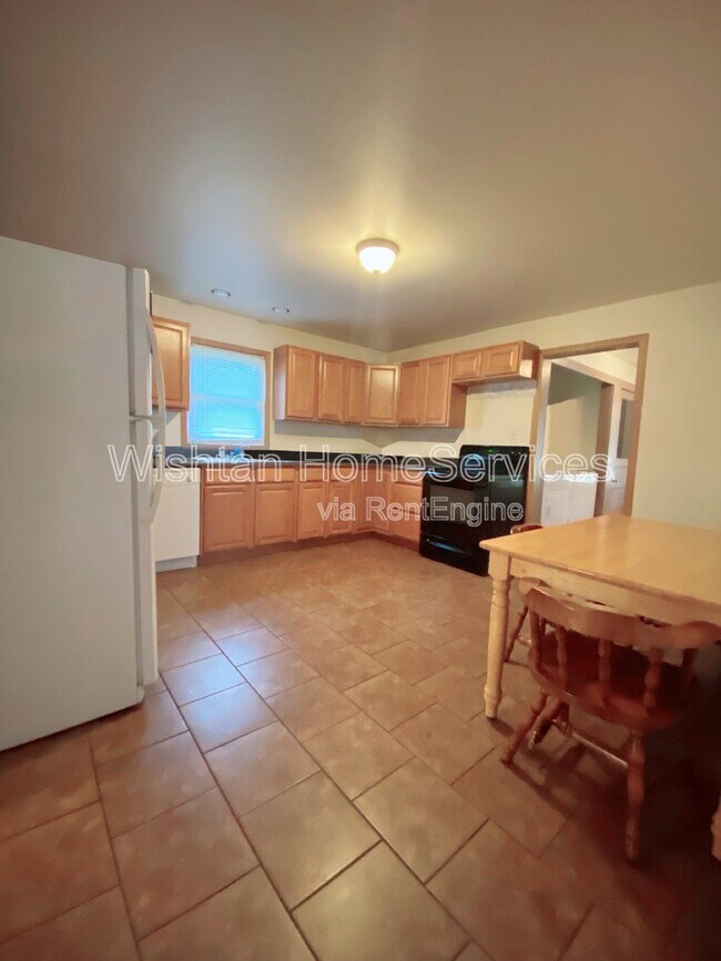 524 N Johnson St in Macomb, IL - Building Photo - Building Photo