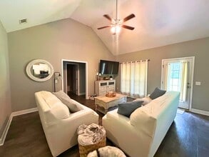 425 Serenity Ave in Brooklet, GA - Building Photo - Building Photo