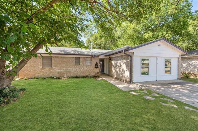 1624 Americana Blvd in Blue Mound, TX - Building Photo - Building Photo