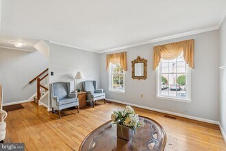 7029 Bradwood Ct in Springfield, VA - Building Photo - Building Photo