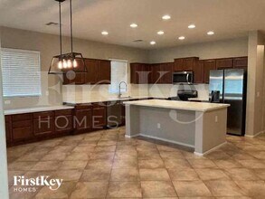 17017 W Magnolia St in Goodyear, AZ - Foto de edificio - Building Photo