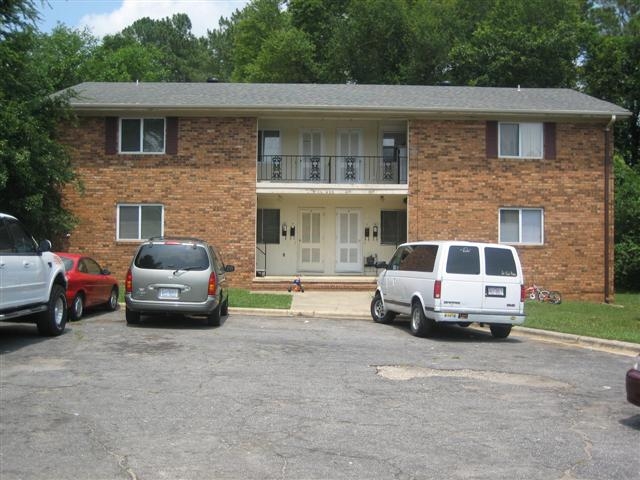 406 W Garner Rd in Garner, NC - Building Photo - Building Photo