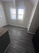 8009 Vineyard Ave in Cleveland, OH - Building Photo - Building Photo