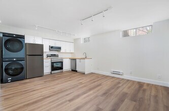 91 Alberta Av in Toronto, ON - Building Photo - Building Photo