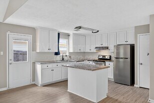 16350 Many Trees Ln in Conroe, TX - Building Photo