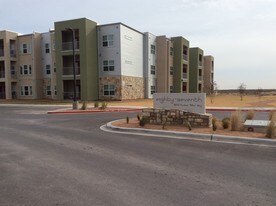 Eighty-Seventh Apartments in Odessa, TX - Building Photo