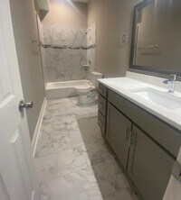 2122 Druid Hill Ave photo'