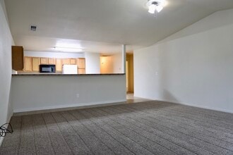 20901 Hartsburg Ln in St. Robert, MO - Building Photo - Building Photo