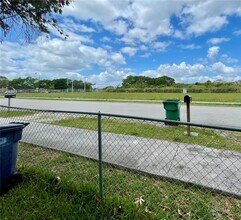 26741 SW 139th Ave in Naranja, FL - Building Photo - Building Photo