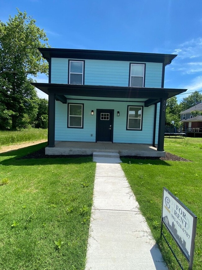 property at 864 N 3rd St