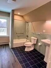 19 Irving St, Unit #3-J in Winchester, MA - Building Photo - Building Photo