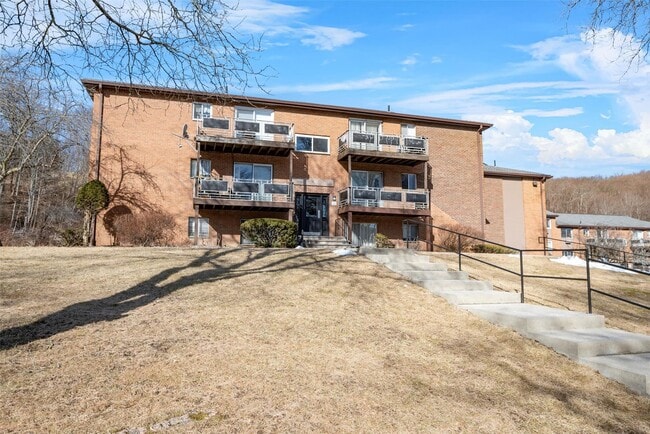 property at 46 Tanager Rd