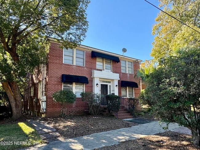 property at 2336 Herschel St