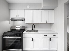 Heights Garden Apartments in Cleveland Heights, OH - Building Photo