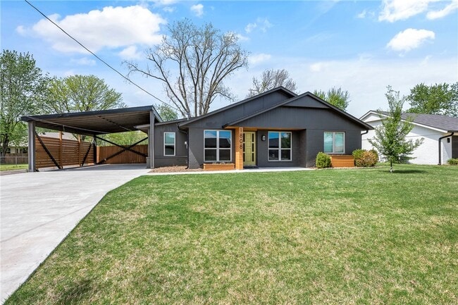 property at 1808 SW D St