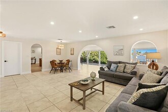 339 Landmark St, Unit 4027 in Marco Island, FL - Building Photo - Building Photo