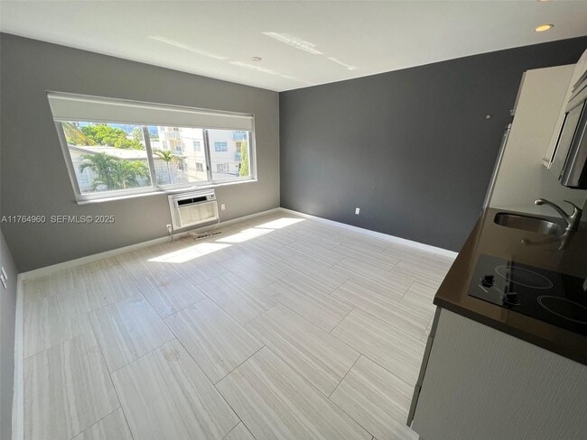 property at 641 Española Wy