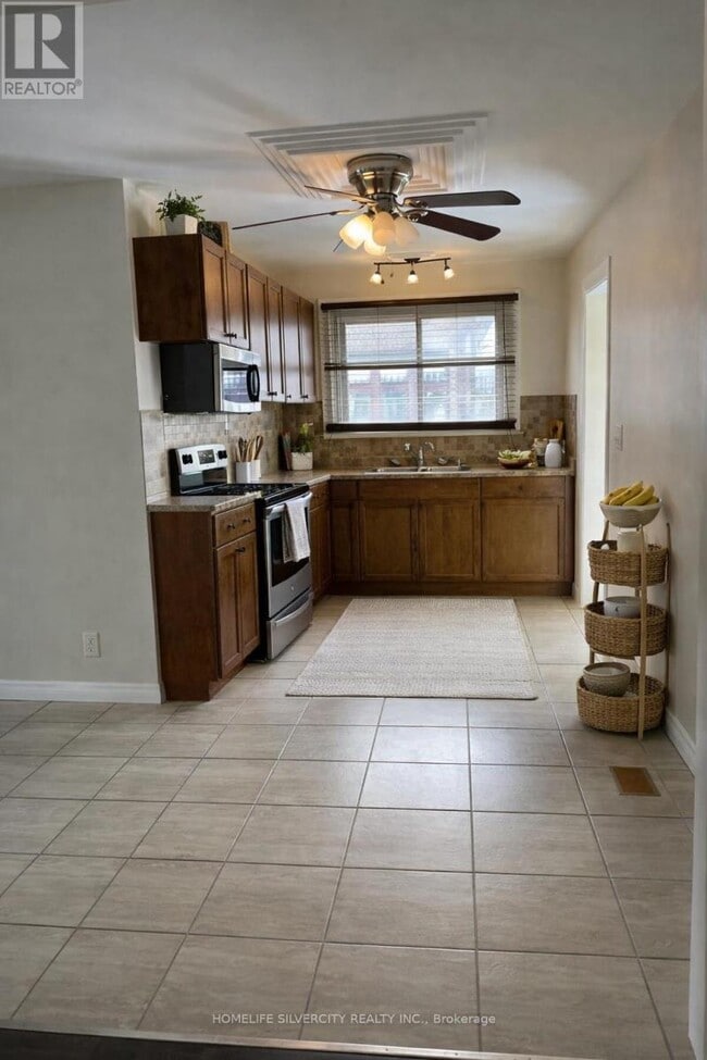 845 Colborne St E in Brantford, ON - Building Photo - Building Photo